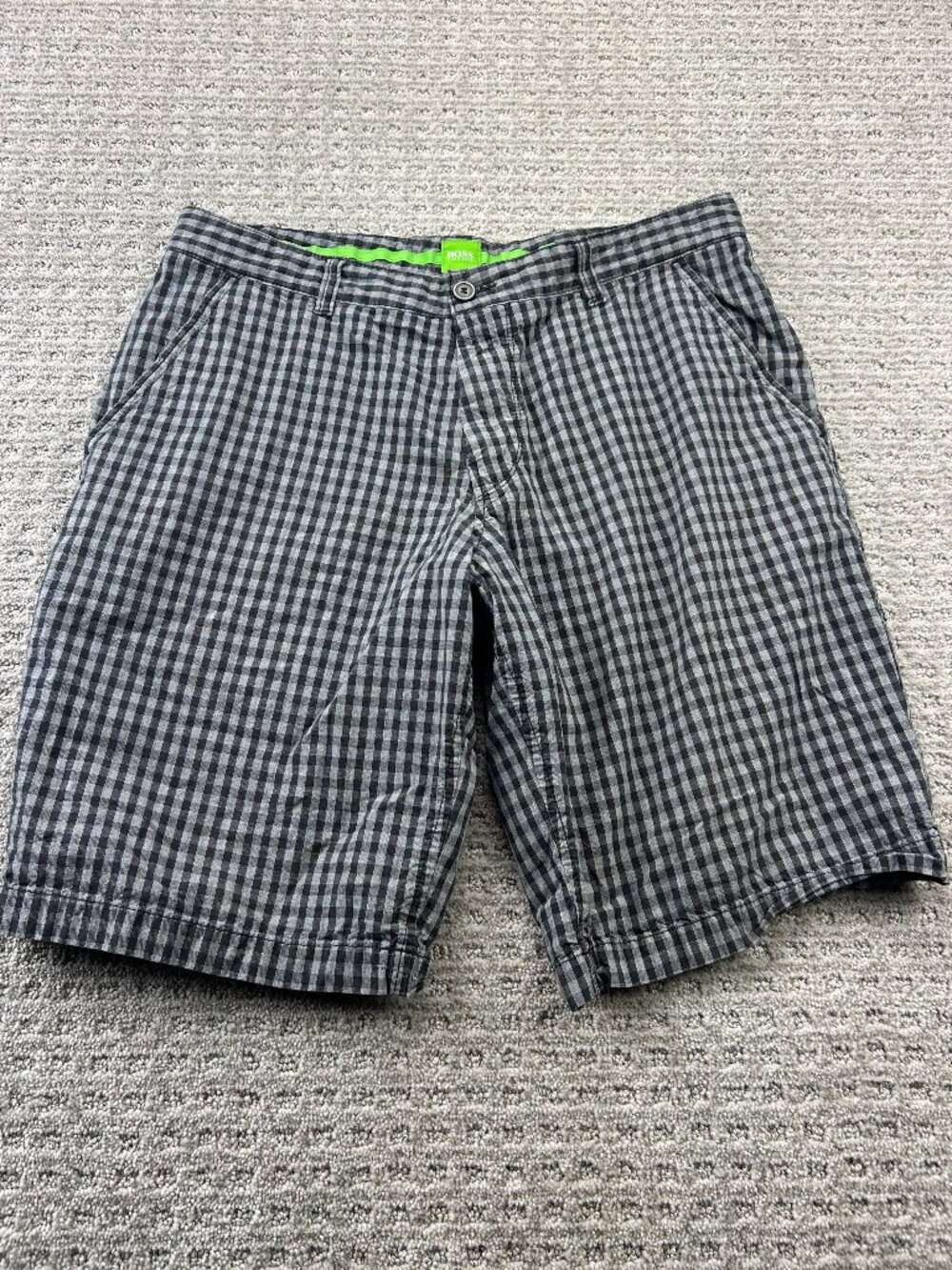 Hugo Boss Green Tag Label Chino Shorts Men Size 34R Gray Black Checkered Casual